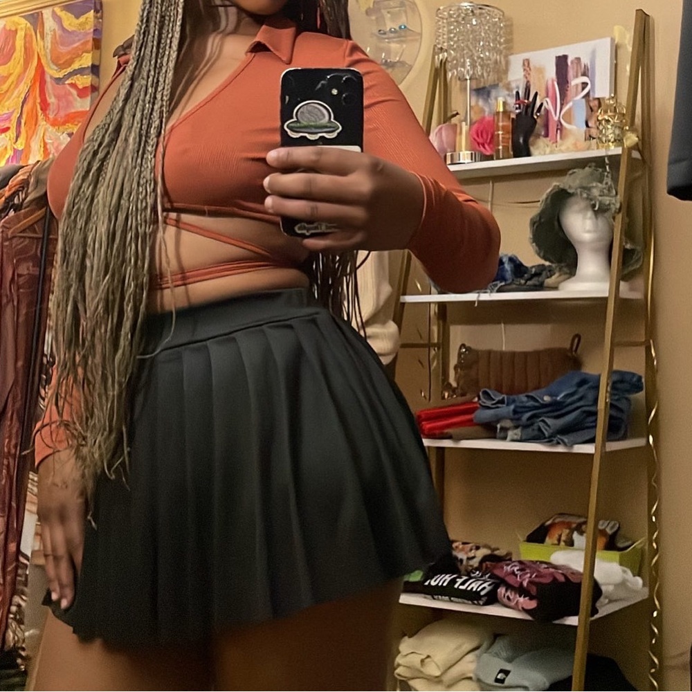 Black Pleated Mini Skirt